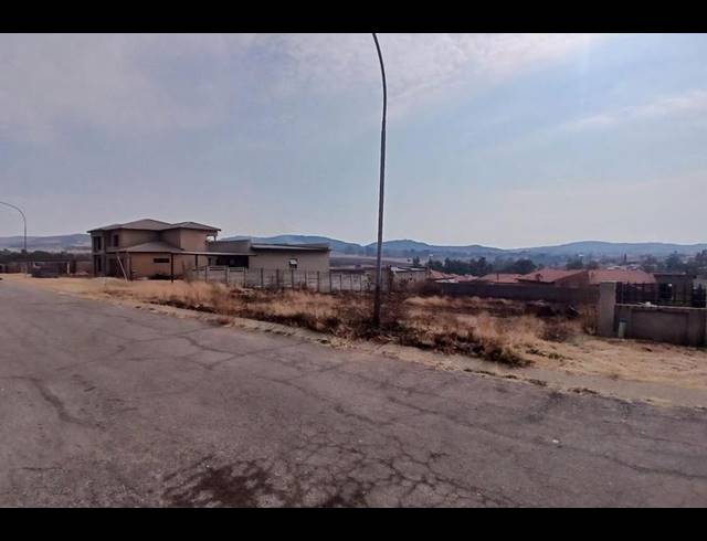 LAND FOR SALE IN SHALIMAR RIDGE